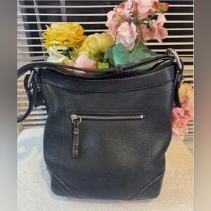 Vintage Coach cross-body Black Leather Women's Handbag.   NWT